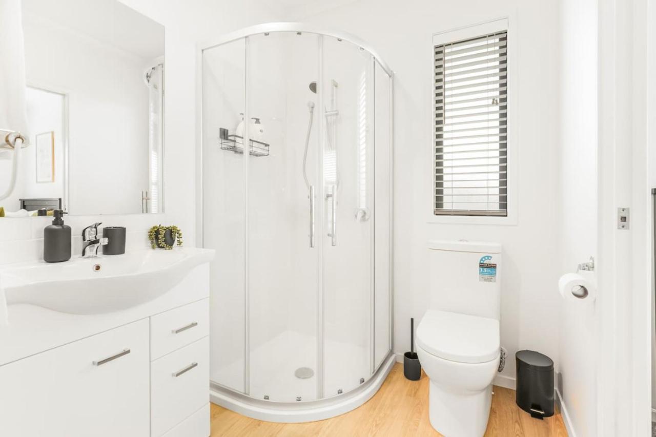 Modern And Central With 2 Ensuites -By Kosh Bnb แฮมิลตัน ภายนอก รูปภาพ